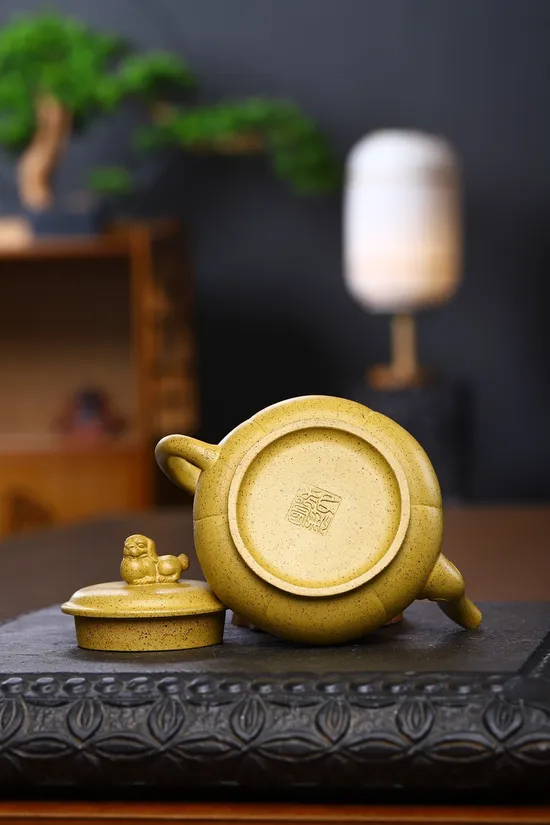紫砂壺 獅龍 國家級工藝美術師徐六明手作原礦黃金段 1