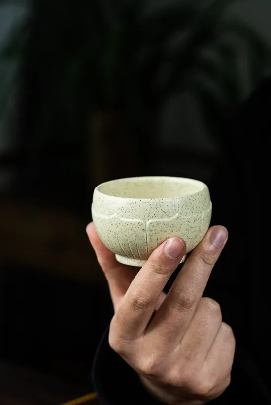 紫砂壺蓮瓣杯羊脂白玉段收藏自用首選 2