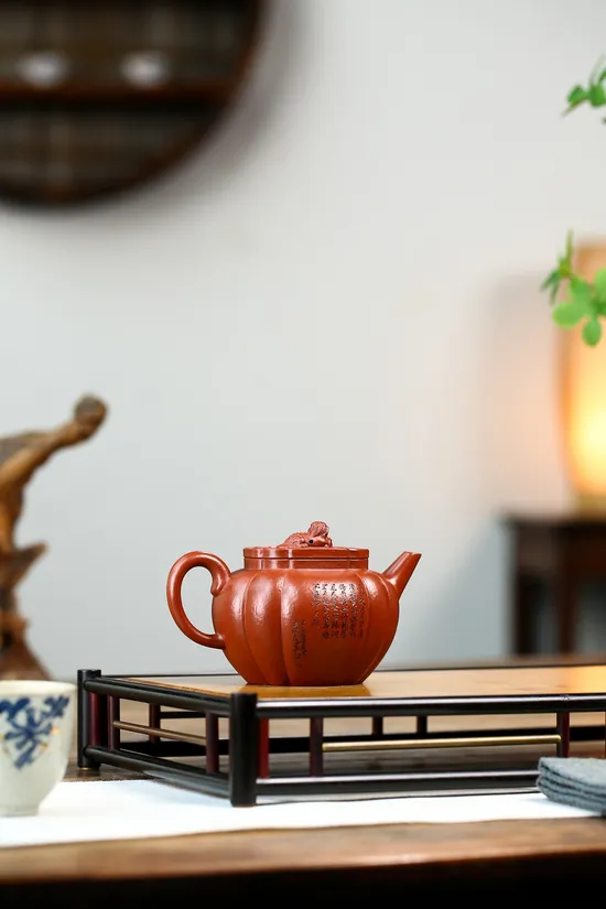 紫砂壺四方筋紋獅球高建中手工製作 1