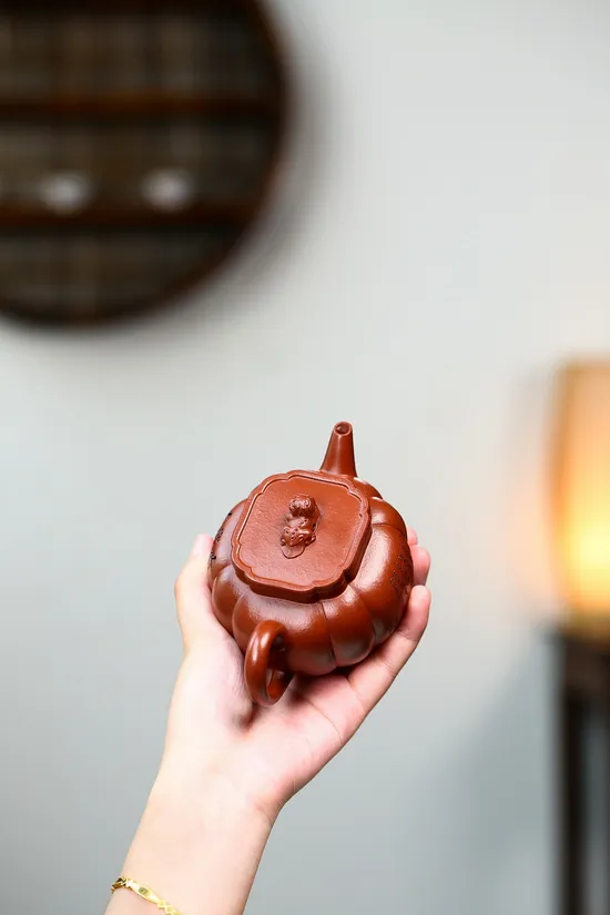 紫砂壺四方筋紋獅球高建中手工製作 2