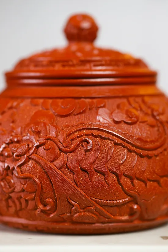 紫砂壺浮雕雲龍 4500元 張偉軍創作 獨特工藝收藏佳品 2