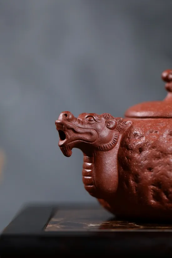 紫砂壺 龍泉供春 紅降坡泥 高工佳作 2