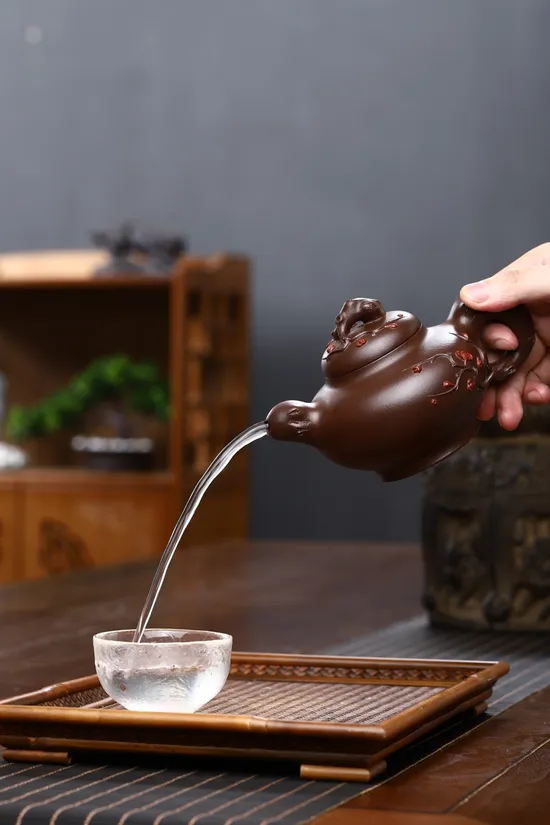 紫砂壺梅香造型藝術收藏品 2