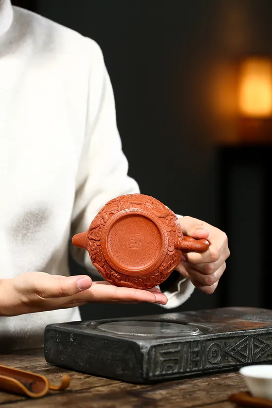 紫砂壺 浮雕仿古 蔣愛英手工製作 高階工藝美術師 1