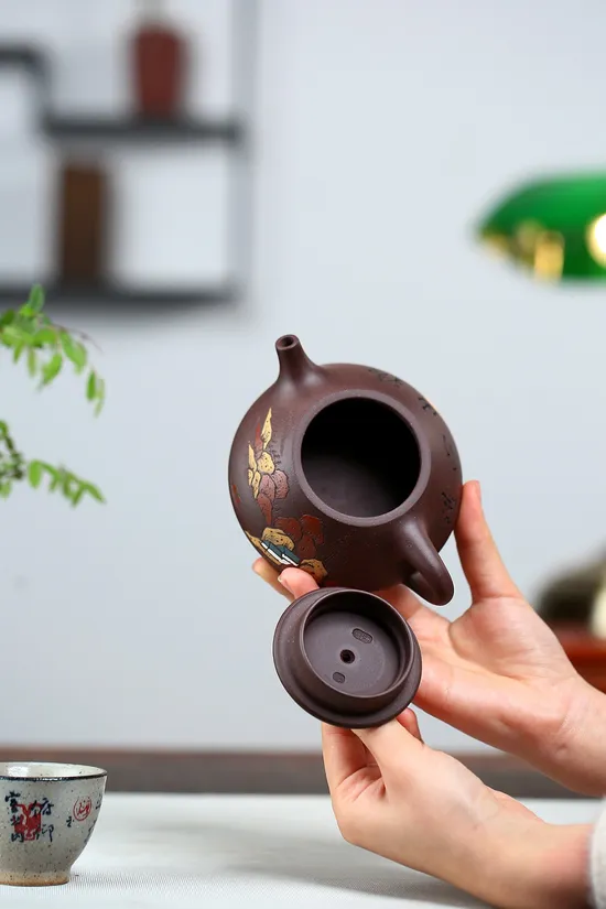 紫砂壺山水石瓢國藝師鮑玉華手工製作 2