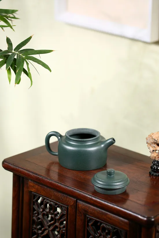 紫砂壺德鐘款手工製作國藝師鮑玉華 2