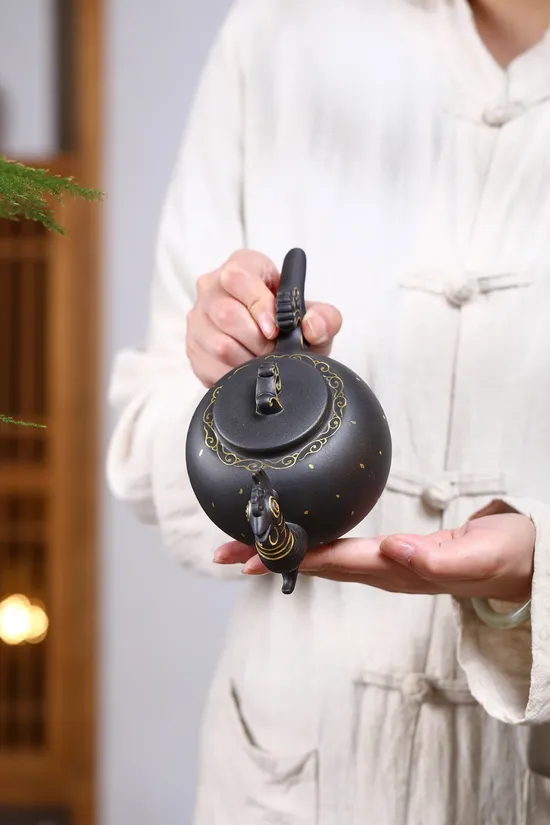 紫砂壺金雞報曉高工佳作2700元 2