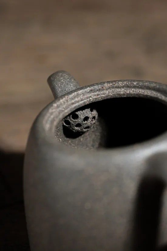 井欄紫砂壺 青段手工製作 簡約古樸茶具 1