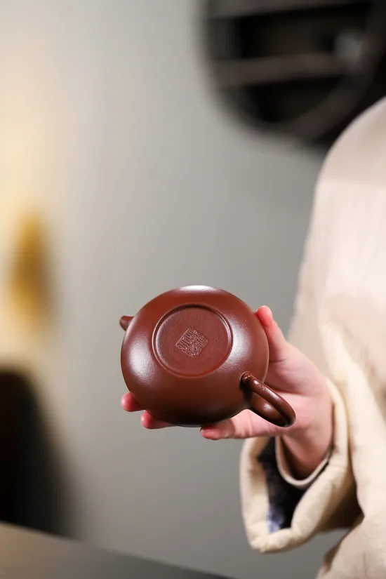 仿古紫泥260cc紫砂壺 2