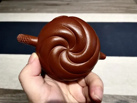 小魚化龍紫砂壺|錢雲嬌工藝美術師精品花器 1