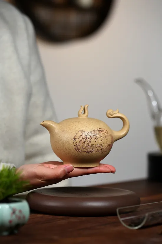 清玉紫砂壺原礦芝麻段工藝美術師潘菊芳 1