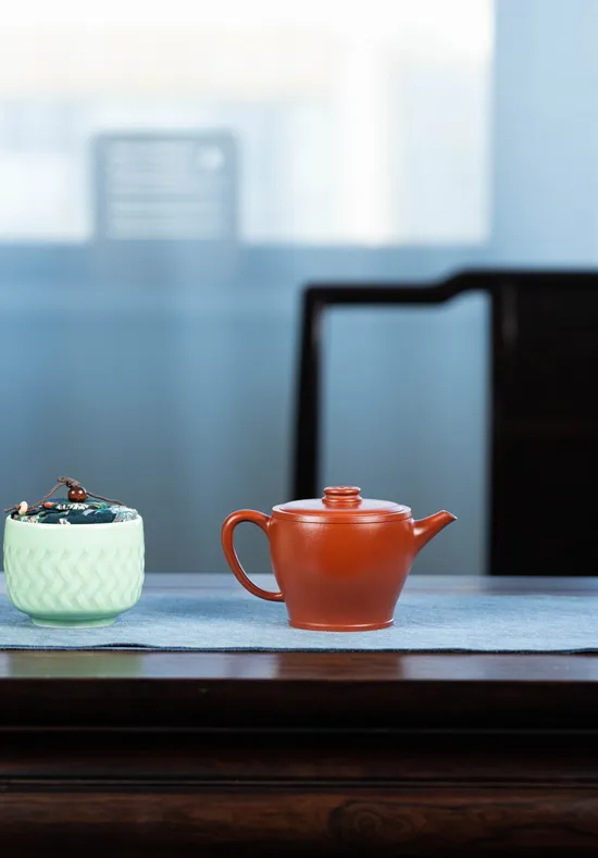 玉柱紫砂壺 高品質大紅袍 250cc 吳敏手工製作 1