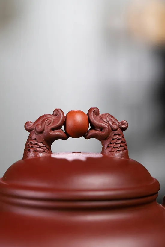 紫砂壺吳偉明紅皮龍雙龍戲珠工藝美術師作品 2