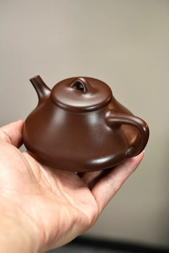 紫砂壺精工實用器【礎瓢】原礦老紫泥200cc14孔 1