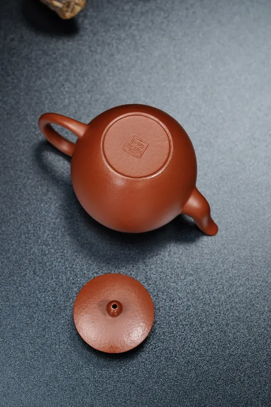 紫砂壺美人肩粗砂朱泥160cc9孔收藏與使用指南 2