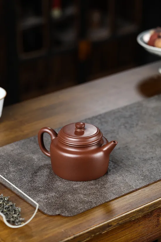 經典德鐘紫砂壺原礦文革紫泥210cc 2