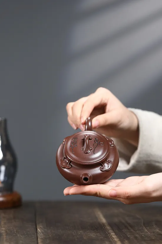 紫砂壺祥雲如意工藝美術師鑄造 1