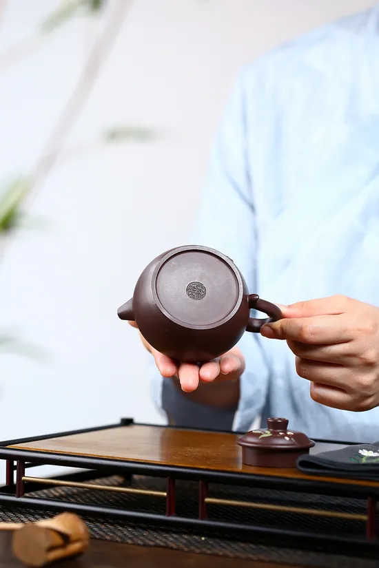 紫砂壺圈鈕工藝美術師鮑玉華原礦紫茄泥180cc 1