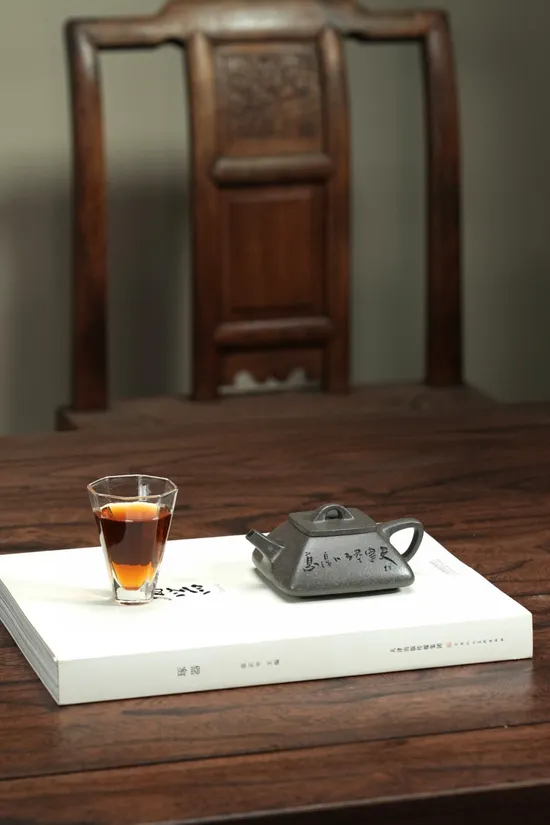 紫砂壺手工製造四方石瓢天青泥130cc 1