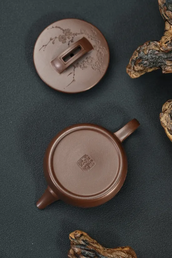 漢瓦紫砂壺老紫泥180cc10孔收藏與使用指南 1