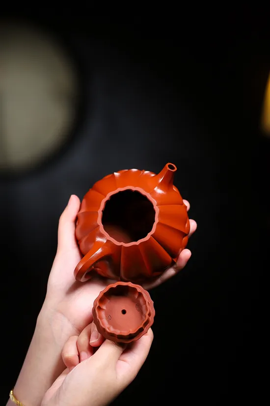 國工楊軍保菱花石瓢紫砂壺原礦朱泥高檔茶具 2