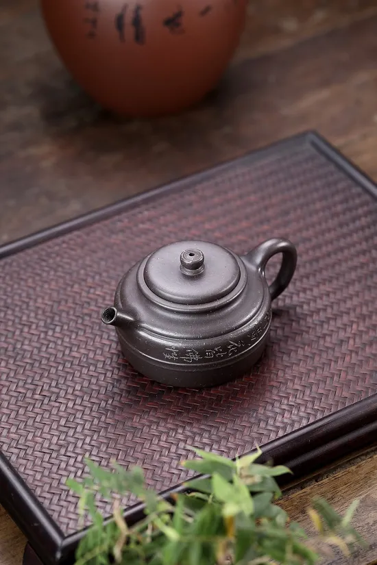 德鐘壺手工內推球孔紫砂壺原礦古度烏泥240cc 1