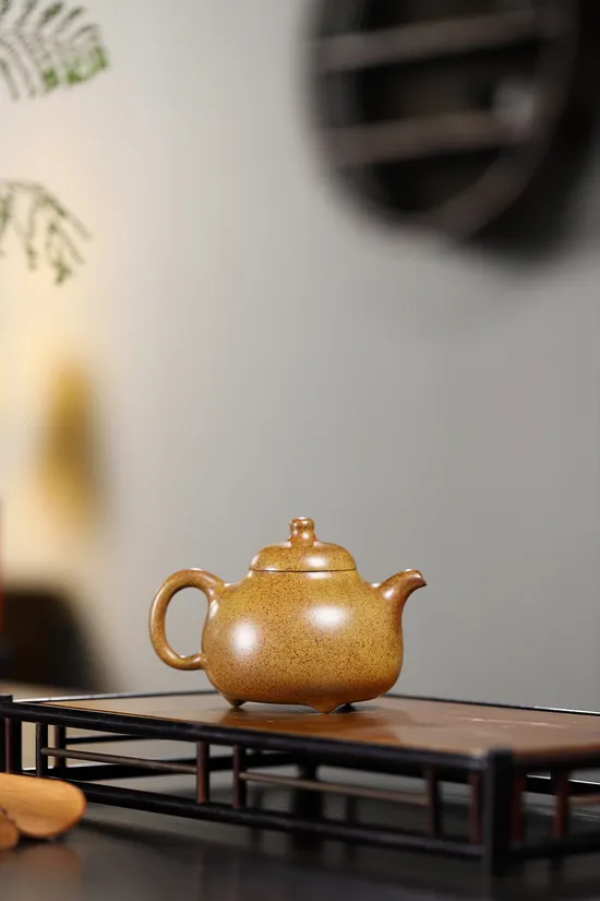 楊軍保紫砂壺乳鼎 黃金段柴燒280cc 工藝美術師製作 2