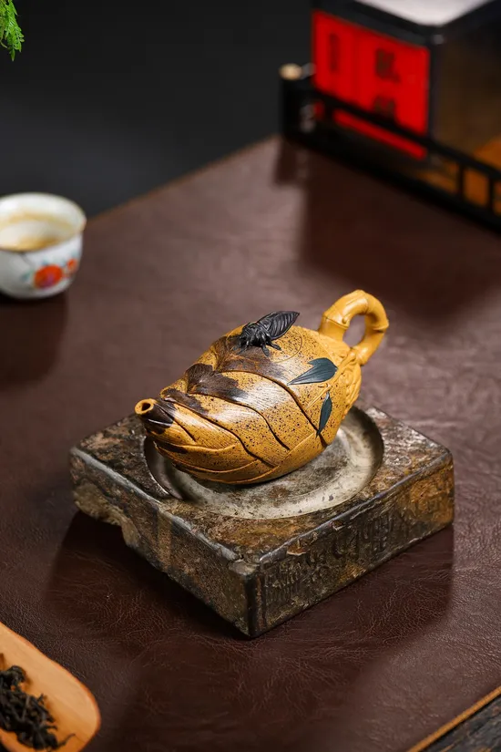 紫砂壺 知足春筍段泥工藝師楊軍保創作 2