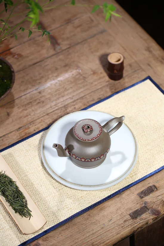 紫砂壺 琺琅彩宮燈 儲棟平 210cc 高溫青段泥 2