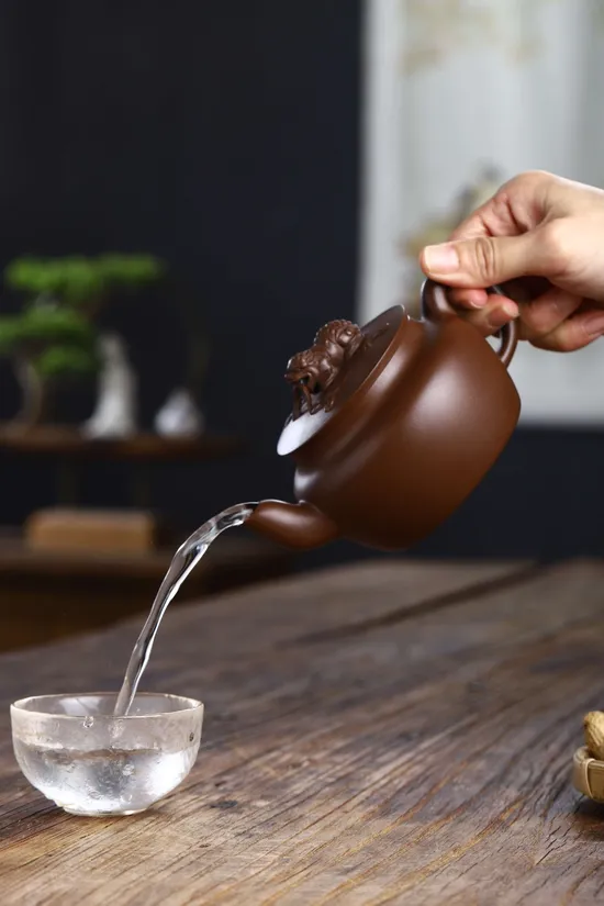 紫砂壺 狄姣姣 國家級工藝美術師 280cc 壽帶獅紐 1