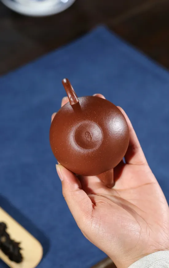 紫砂壺無塵國藝師鮑玉華手工製作 2