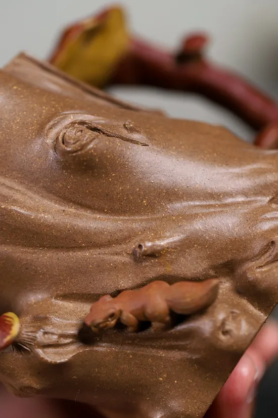 楊軍保紫砂壺松鼠靈芝精品老段260CC 2