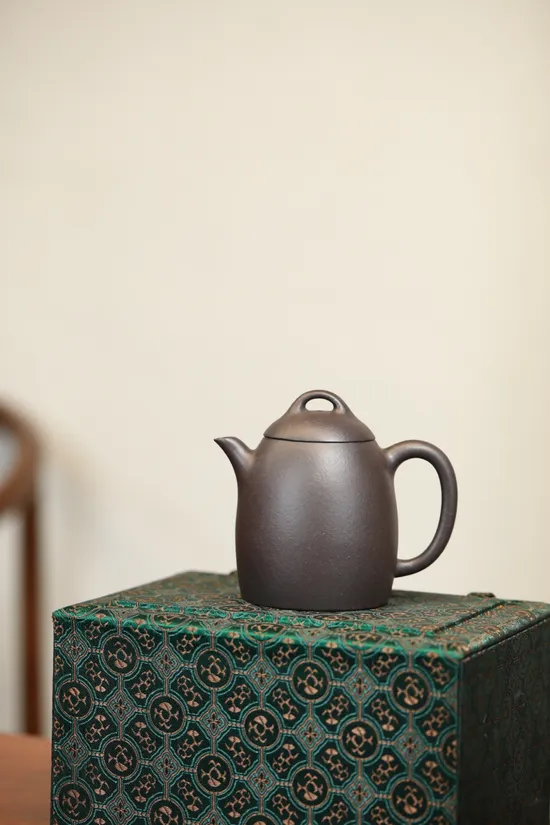 紫砂壺｜秦權雅器原礦天清泥260cc手工製造 1