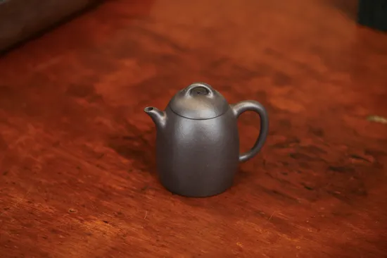 紫砂壺｜秦權雅器原礦天清泥260cc手工製造 2