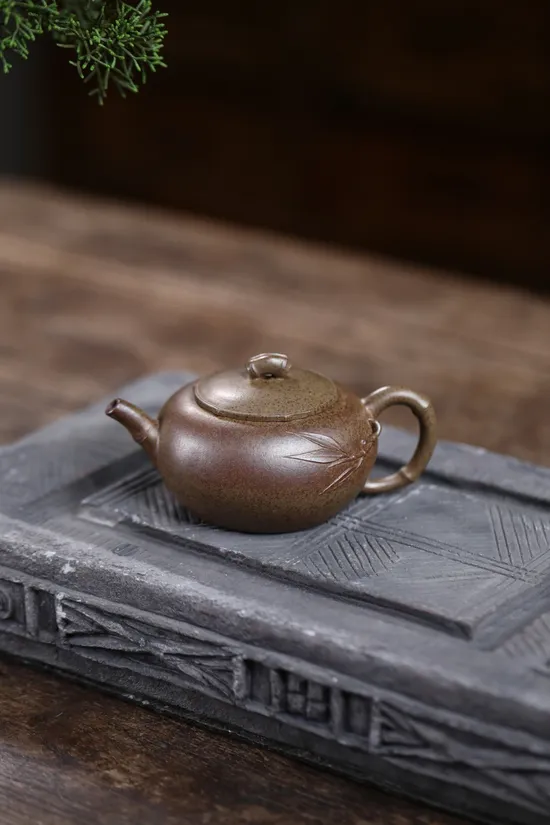 紫砂壺竹趣國藝師鮑玉華手工製作 2