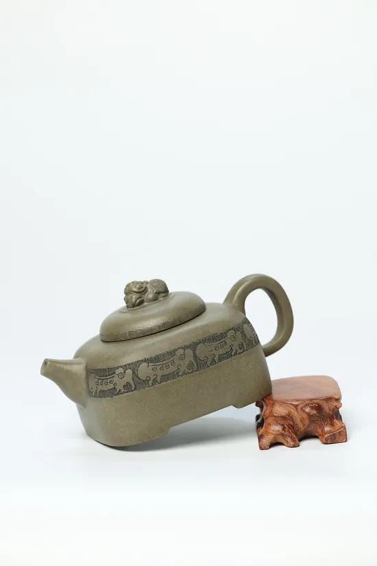 紫砂壺陳月娥老師手工創作稀有龍背青泥450cc 1