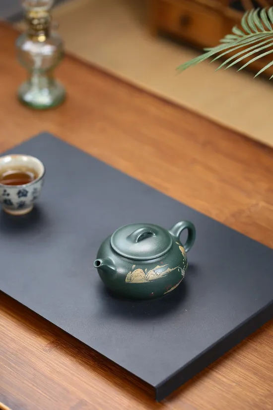 紫砂壺過橋扁腹工藝美術師作品 1