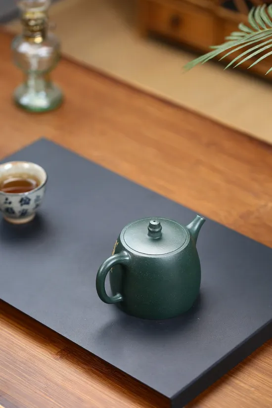 紫砂壺漢鐸國藝師鮑玉華原礦景舟老綠泥270cc 2