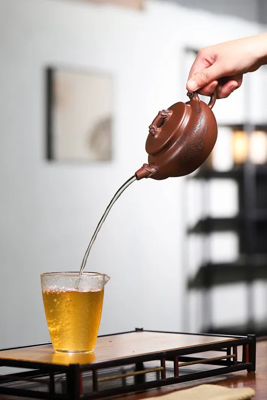 紫砂壺手工製作國工李盧春刻繪龍騰款 2