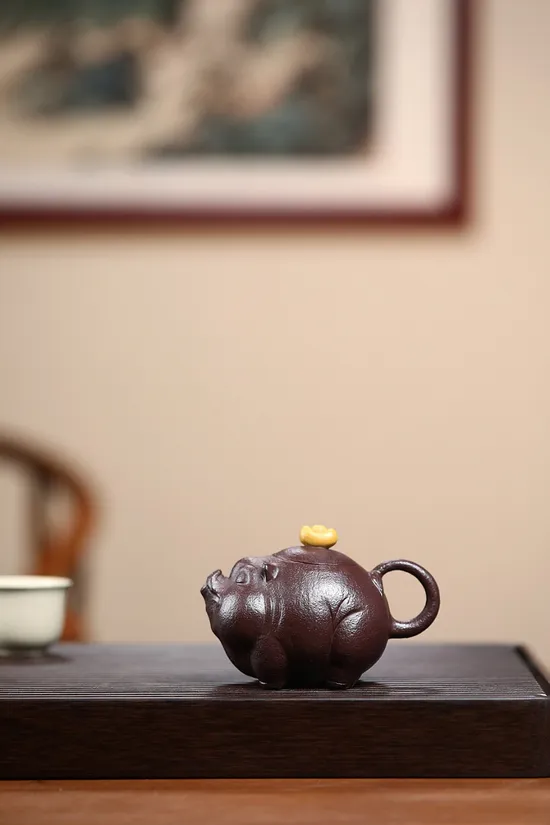 紫砂壺 雕工精緻 元寶豬 工藝美術師鮑玉華 1