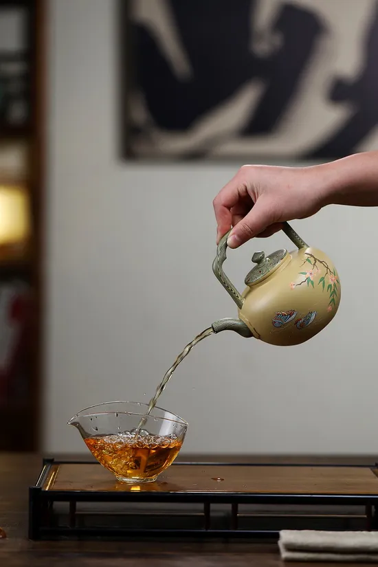 紫砂壺吳經提樑 鮑玉華工藝美術師原礦綠泥收藏級 2