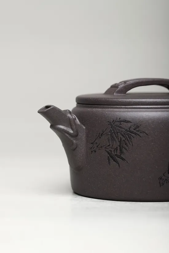 紫砂壺漢瓦強天青泥收藏級作品 1