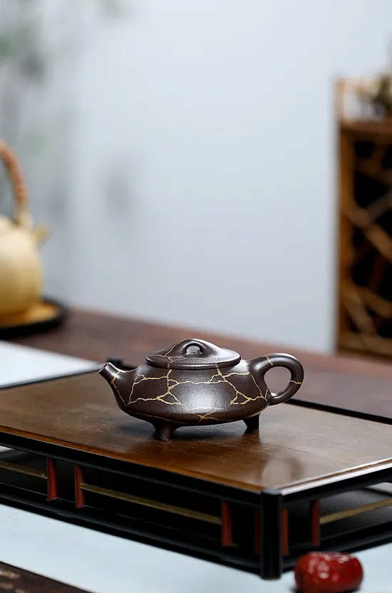 紫砂壺三腳石瓢國藝師鮑玉華手工製作 1