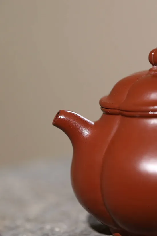 紫砂壺菱花精品 沈建康高工佳作 朱泥老料150cc 1