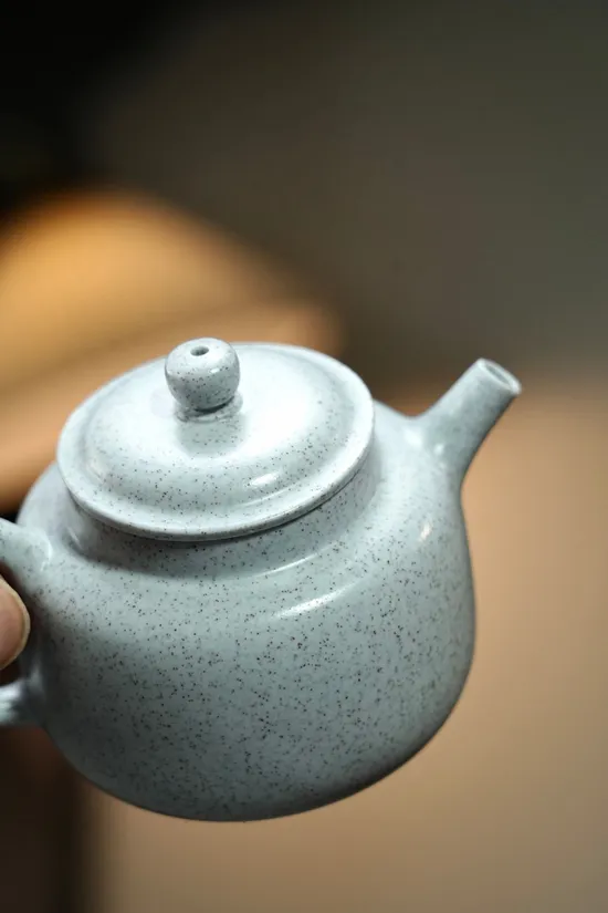 紫砂壺 瑞泉把玩器 原礦羊脂玉段 高溫燒製 1