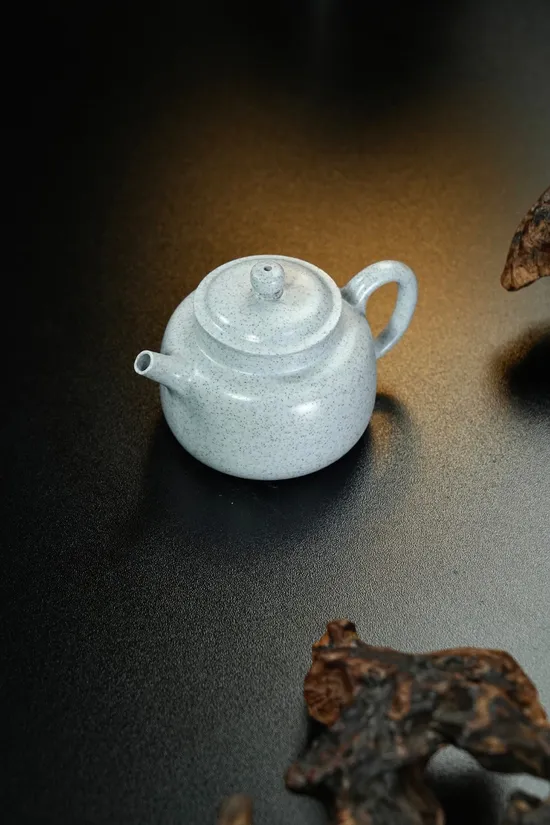 紫砂壺 瑞泉把玩器 原礦羊脂玉段 高溫燒製 2