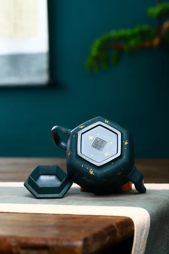 紫砂壺六方宮燈吳小軍製作 1