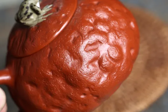 靈蛙供春紫砂壺｜國家中工藝美術師鮑玉華創作 1