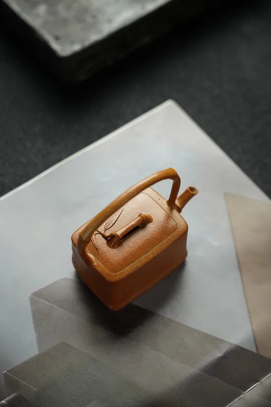 紫砂壺竹韻提樑精工110cc黃金段柴燒手工茶具 2