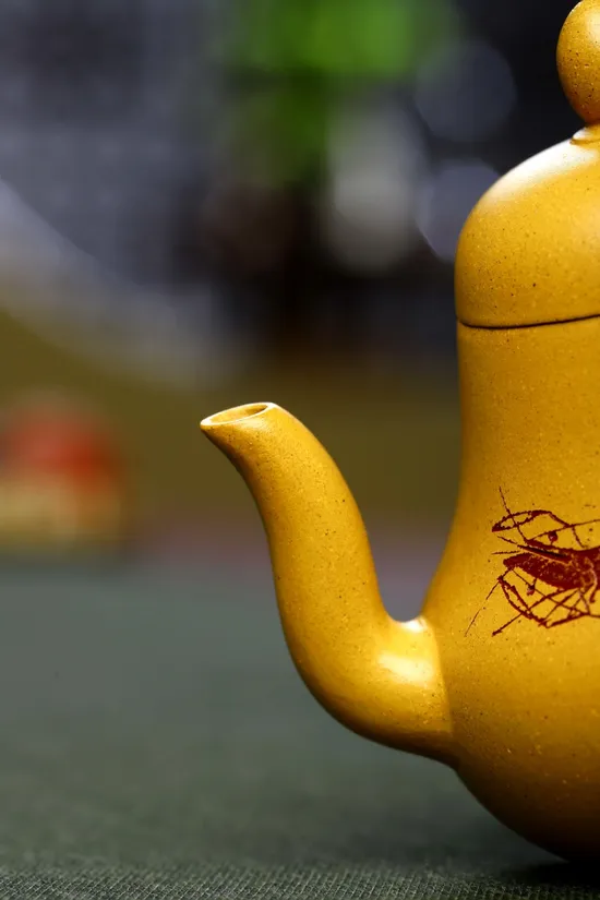 紫砂壺工藝美術師朱正琴創作作品 2